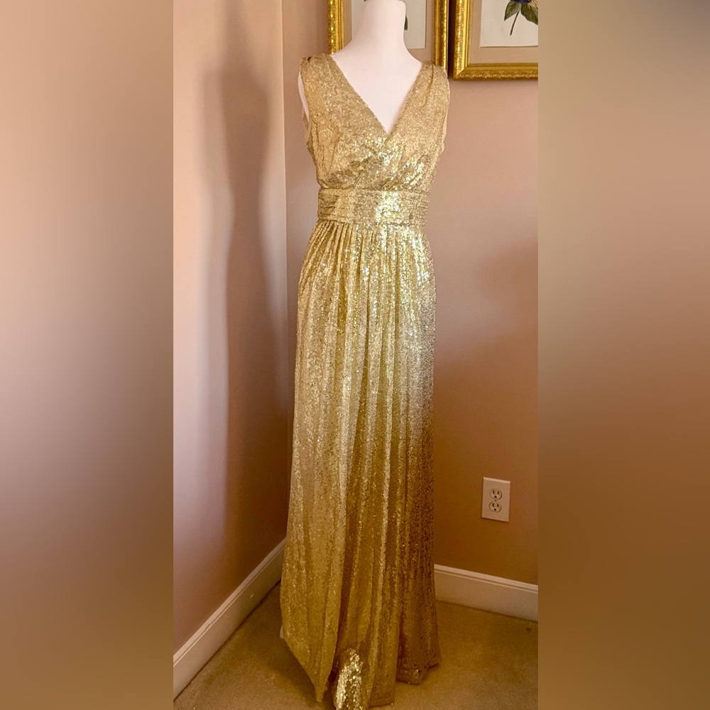 Elegant Gold Evening Gown